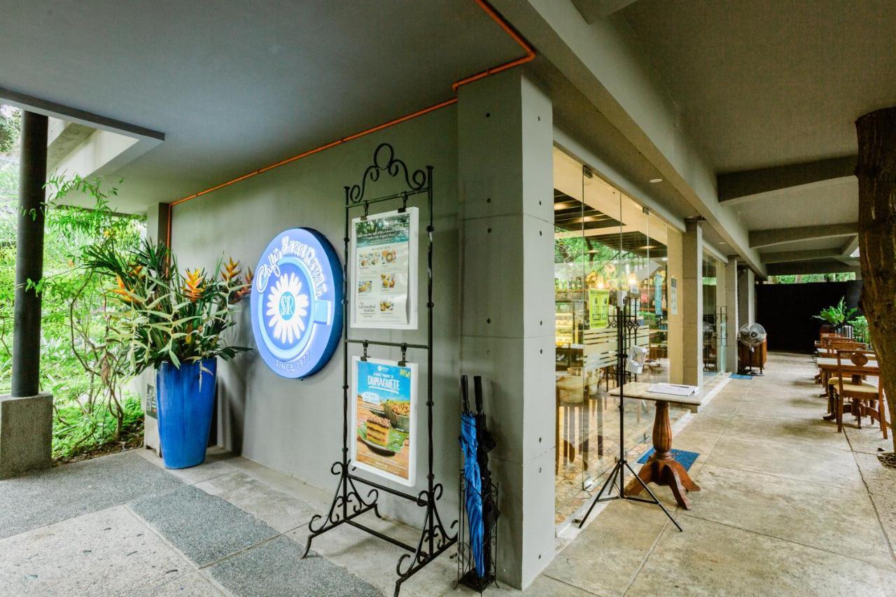 The Henry Resort Dumaguete Dumaguete City Ngoại thất bức ảnh